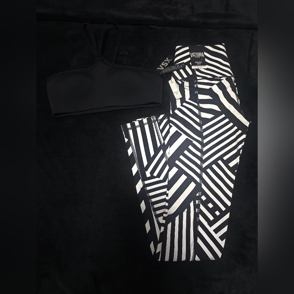 Victoria's Secret Black & White Striped Geometric Leggings & Sport Bra Set